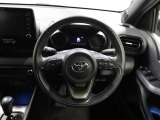 各操作スイッチなどもハンドルから手を放すことなく操作可能で安全運転に支援いたします!