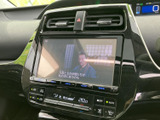 テレビ番組を画面で視聴できる装備です。停車中の待ち時間に映像を楽しめるため、休憩時などの車内時間を過ごす際にも便利。画面表示は見やすく、操作メニューもまとまっていて使いやすい仕様です。