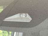 【トヨタセーフティセンス】走行中に前方の車両等を認識し、衝突しそうな時は警報とブレーキで衝突回避と被害軽減をアシスト。より安全にドライブをお楽しみいただけます。