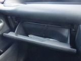 グローブボックスです!車検証入ります!