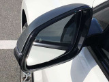 車両の詳細、ご質問につきましては、営業スタッフまでお気軽にご連絡下さいませ。遠方のお客様には実車の詳細動画送信も承ります。お問合せをお待ち致しております。
