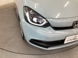 【LEDヘッドライト】ディスチャージヘッドライト(HID)と同等の明るさで、夜道や雨天走行が明るく視界良好!!