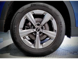 BMW純正アルミホイールです。納車時にはアルミホイールコーティングも承っております!是非ご検討下さいませ。
