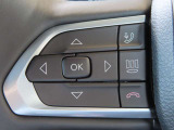 ステアリングホイールにメーター操作ボタンがあるので運転中も手をなさず操作ができます!