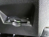 ビルトインタイプのETC車載機です。見た目もスマートで料金所通過もキャッシュレスです。