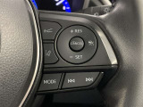 レーダークルーズコントロール(車速追従機能)付きです。車速に応じて追従支援してくれるので、ロングドライブも快適です。詳細は販売店スタッフまでおたずねください。