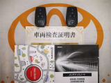スマートキー付。取扱説明書とメンテナンスノートもあります☆品質評価シート付いてます!トヨタ認定中古車ライト!!