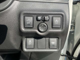 運転席回りのスイッチ類です。