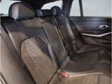 【エアバック】BMWのエアバックやその他の安全装備は、互いに補完しあう事で徹底した安全性を貫きます。万一の事故の際にそれぞれ最適な保護を提供してくれます!