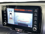 バックモニター付なので後退時に後方が見えるので安心。 車は構造上、死角がたくさんなので万が一を考えると必須ですね。 あくまで補助の為の装備、バックは目視で確認する事が重要ですよ。