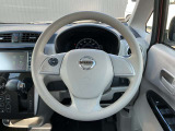 ステアリングスイッチ搭載!ハンドルひとつで手を離さなくても運転中視線をそらさなくても操作が出来て便利です