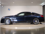 【BMWの伝統】時代を超える美しさ。磨き抜かれたエアロダイナミクスが瞳を奪う。一目で伝わるスポーティーなプロポーションは、BMWの走行性能を生み出すのに欠かせない要因の一つです。