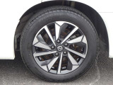【タイヤ】 【純正16インチアルミホイール】《195/60R16》専用のアルミなのでお車のイメージぴったりですね!