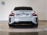 BMWのテールランプはプレスラインへと続く形状のため、統一感のある綺麗なラインを演出しております。