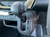 CVT(無段階変速)を搭載。変速ショックが無く加速がとってもスムーズです!エンジン負荷を抑えて、低燃費を実現しています◎