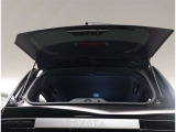 ちょっとした荷物の出し入れに便利です