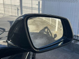 衝突軽減ブレーキ・レーンチェンジウォーニングなど安全装備も充実しております。