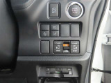 両側電動のスライドドアで楽々スムース!運転席からも開閉の操作もできます♪キーのスイッチひとつで自動開閉できる便利な機能もついてます♪