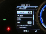 【HUD】ヘッドアップディスプレイ。フロントウインドウガラスに運転支援システムの作動状況や走行に関するさまざまな情報を表示することができます。