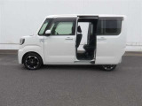 当店は全車『ロングラン保証』付!(1年間、距離無制限 HV車はHV保証付) 別途延長保証もご用意しております♪ ぜひ現車を確認にご来店ください