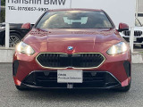 【キドニーグリル】BMWは約90年もの間、ほぼ全ての車両にひと目でBMWだと分かるこの特徴的なフロントグリルが備えられ、デザイン・アイコンとして親しまれてきました。