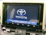 【大画面ナビ】人気の大型9インチナビを装備。存在感のある大画面はインパクト大!ナビ利用時のマップ表示は見やすく、テレビやDVDは臨場感がアップ!いつものドライブがグッと楽しくなります♪