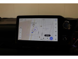 メーカー装着ナビ。操作がわかりやすくらくらくに目的地設定できます。内装デザインにマッチしてます。