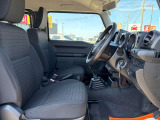 バックカメラもオプションで付けて頂けます♪後方確認が簡単にできます!駐車が苦手な方、夜間の駐車時に大変便利な機能で欠かせない装備の1つです♪