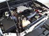2400ccのディーゼルエンジンを搭載しています。