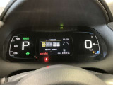 車線逸脱警報機能&衝突回避ブレーキ機能が付いています。