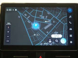 ディスプレイオーディオ(コネクティッドナビ対応)PLUS搭載。T-Connectご契約で2027年9月まで無償で利用できるナビ(期限到来後は有償)と、解約後も利用できる車載ナビが搭載されています。