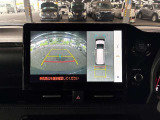 パノラミックビューモニター(全周囲モニター)です☆おクルマを空から見たように表示します。
