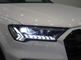 【早期発見のために!】夜間の事故の原因の多くが発見の遅れです。早期発見のためにAudiは明るいフルLEDヘッドライトを装備しています。