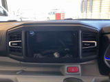 当車両はオーディオレスです。多彩なナビゲーション・オーディオをご用意しております。詳しくは当店スタッフにお問い合わせください。