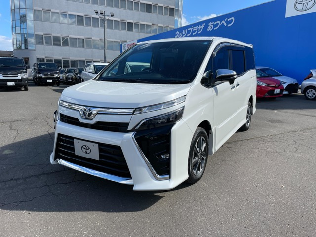 ヴォクシー 2.0 ZS 煌III 4WD 