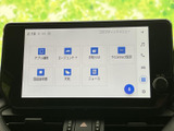 各種メニューが画面上に整理され、必要な項目を見つけやすい表示です。目的に応じて機能を選べるため、日々の移動を便利にサポートします。