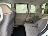 ゆとりある広々とした車内空間は、ドライブを始め買い物やレジャーなど、幅広く活躍します。一人でもみんなとでもお出かけを楽しみましょう!