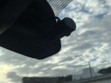 事故などのときに、証拠となるドライブレコーダー付いてます