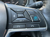 プロパイロットスイッチ。同一車線でのハンドルとアクセルのアシストが可能 長距離ドライブ時に同乗者との会話が弾みます。