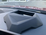 【ボディコーティングで新車時の輝きを】ご納車前にボディを磨き上げ下地処理を行った上で、コーティングを施工します。軽微な小傷も無くなりより新車時の輝きに近い状態でお届けできます。ぜひご用命下さい!