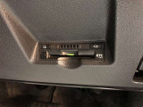 【ETC車載器(ビルトイン)】高速・有料道路の料金所をキャッシュレス、スムーズに通過可能です。