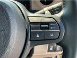 Hondaセンシングの機能のひとつ、アダプティブクルーズコントロール付!アクセルから足を離しても設定したスピードと前車との車間を保ち走行してくれます!車線維持もアシスト☆高速道路で疲労軽減ですね☆