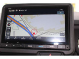 ナビはホンダ純正VXM-245ZFEi。フルセグTVも視聴出来ます。Bluetooth接続をすれば音楽再生のみならずスマートフォンならばハンズフリー通話も可能です。
