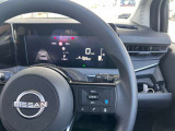 プロパイロット(同一車線運転支援)アクセル・ブレーキ・ステアリング操作をクルマがサポート。高速道路などで、ドライバーの負担を軽減します。