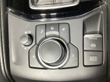 ブレーキペダルから足を離しても、停止状態を維持するオートホールド!信号待ちや渋滞中などにブレーキペダルを踏み続ける必要がなく、足の疲れを軽減してくれます。