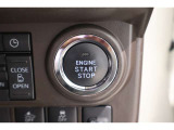■ENGINE STRAT /STOPスイッチ■始動はブレーキ踏んで、スタートボタンをプッシュです。スマートな始動が可能です。