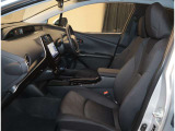 ネットでお車をお探しの方でも、お車の状態が一目で分かりやすい評価表 表示。トヨタ検査員による品質評価表つきで車両の状態詳細を明記致しております。自信を持っておすすめ出来るお車です。