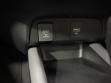 12V電源ソケットを設置しております。周辺機器の充電にご利用頂けます☆