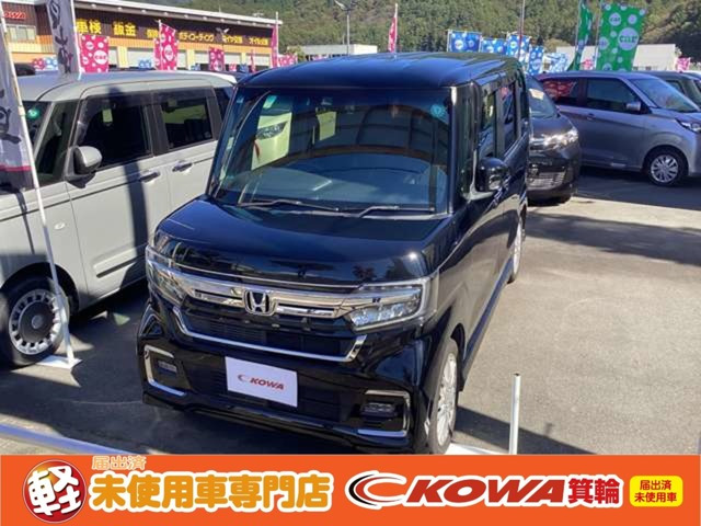 N-BOXカスタム L ターボ 4WD 