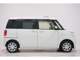 県内13店舗にて常時500台以上ダイハツ車を展示中です。見て、触って、納得のいく一台をぜひ見つけてください。